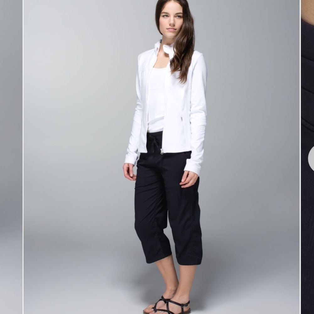 4 Lululemon Women’s Studio Crops 19” 20” inseam black drawstring pants